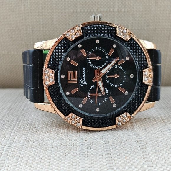 Geneva Fashion Wristwatch Quartz Analog Black Rubber Band Gold Tone Case Watch - Picture 2 of 11
